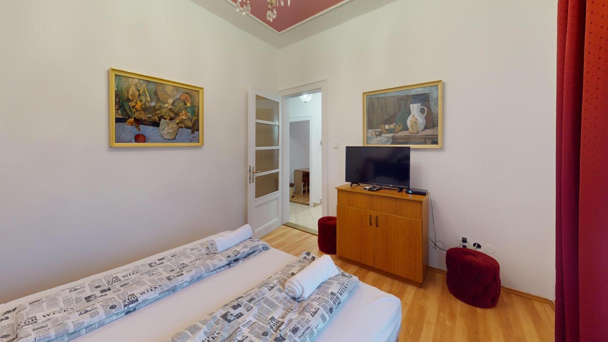 Herczeg Apartment Miskolc Dış mekan fotoğraf