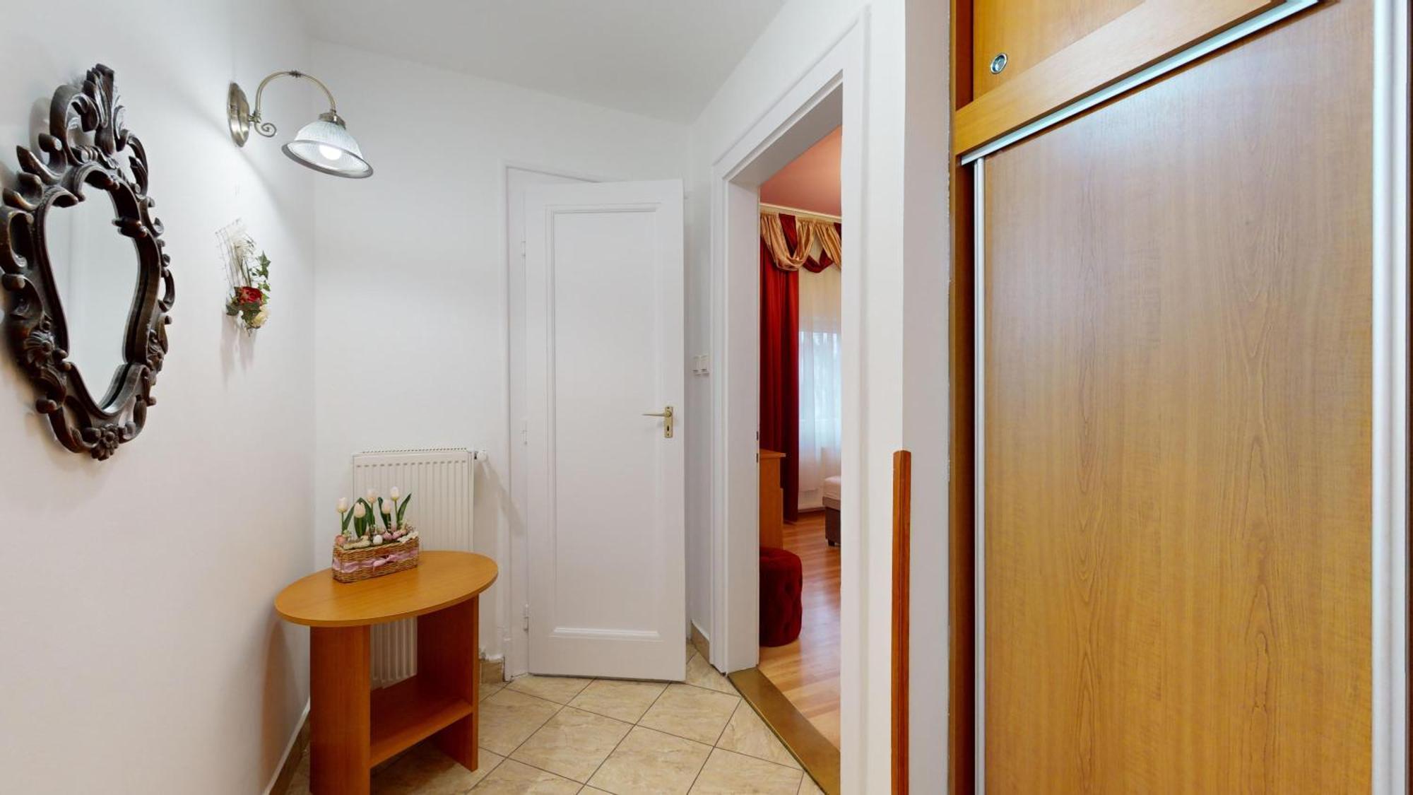 Herczeg Apartment Miskolc Dış mekan fotoğraf
