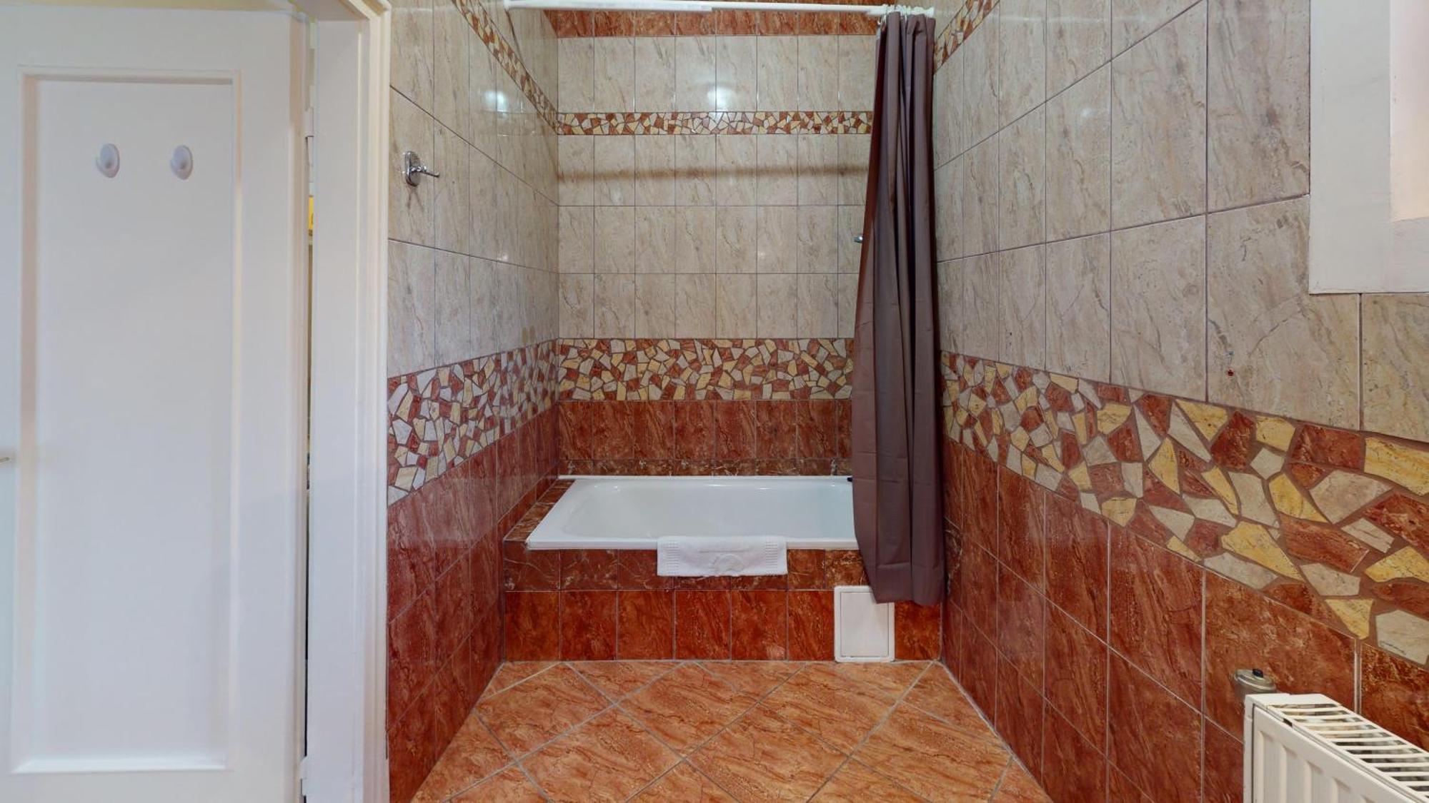 Herczeg Apartment Miskolc Dış mekan fotoğraf