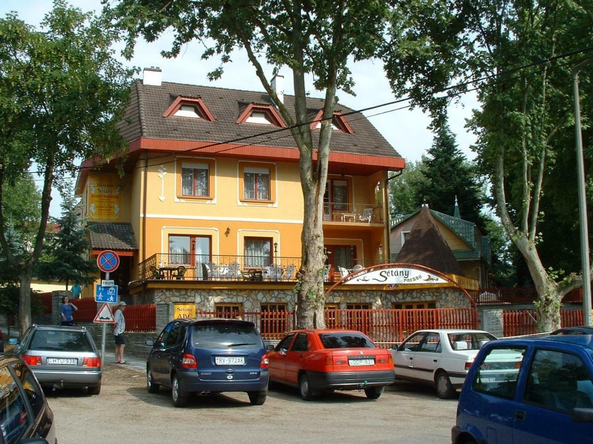 Herczeg Apartment Miskolc Dış mekan fotoğraf