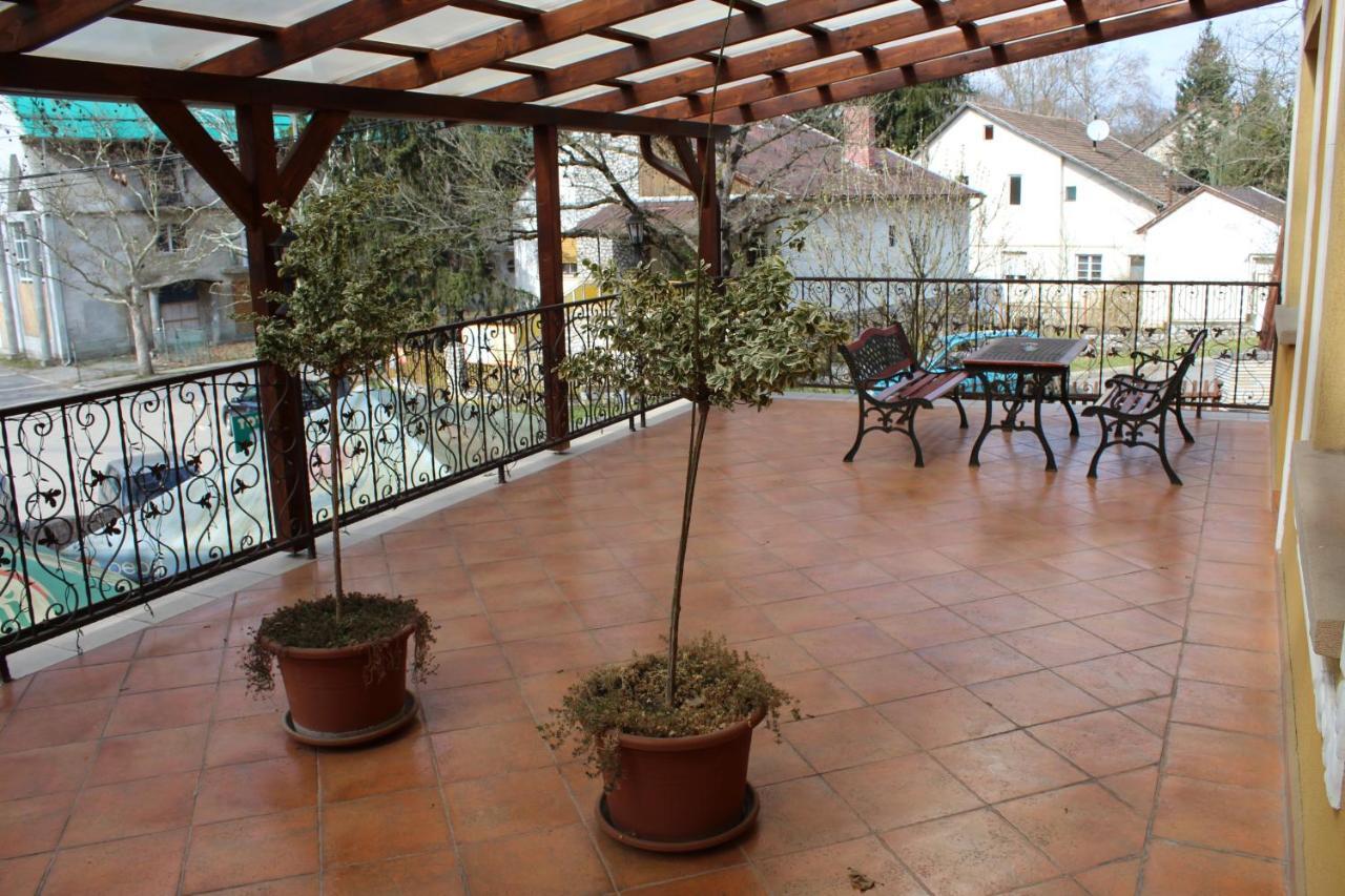 Herczeg Apartment Miskolc Dış mekan fotoğraf